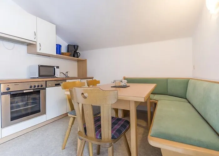 Stadlhof Bed & Breakfast 3*